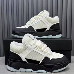 รองเท้ากีฬาเดินสบายๆ สไตล์เรโทรสุดหรู ดีไซน์เนอร์ชั้นนำ 5A รุ่นฮิตขายดีปี 2026 ระบายอากาศได้ดี มีซิป พื้นรองเท้า TPU กลางพื้น และพื้นรองเท้าด้านนอกทำจากยาง - Product Image 1