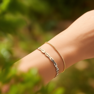 Pulsera de Cadena Fina de Acero Inoxidable 316L con Baño de Oro PVD, Joyería Sostenible y Resistente - Product Image 3
