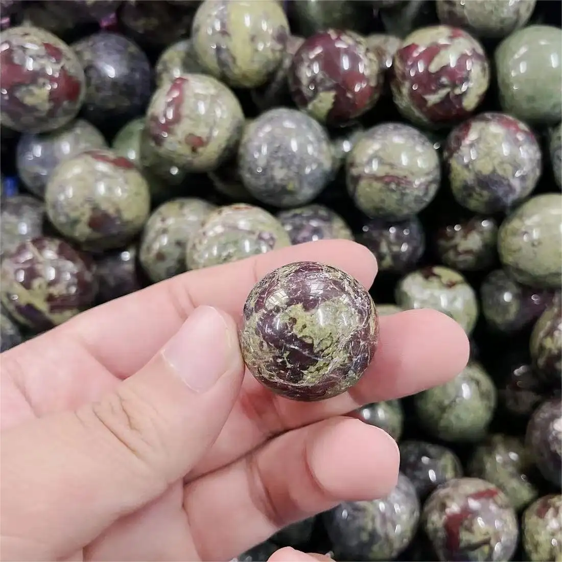 Natural High Quality Healing Stone Small Crystals Sphere Dragon Blood Stone Ball For Craft Ornament