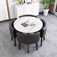 Ensemble de table à manger de luxe moderne et durable, chaises en métal, plateau en MDF, idéal pour salon, café, hôtel, cantine, salon de thé - Vente chaude