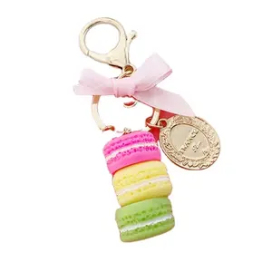 Manufacture Supplier Plastic Pink Cookie Key Chain Birthday Gifts Sweet Blue Key Chains