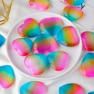 Vente en gros de pierres de guérison en sélénite électroplaquée de haute qualité, en forme de cœur, avec aura arc-en-ciel, pour cadeau de fête - Product Image 4
