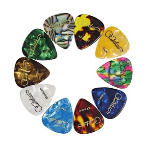 Nhà sản xuất bán buôn miếng gảy đàn guitar thiết kế mới, độ dày khác nhau, in logo tùy chỉnh, chất liệu celluloid - Product Image 5