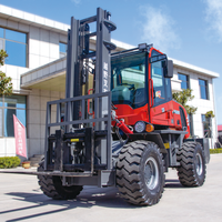 Chariot élévateur tout-terrain diesel 4x4 4WD à mât bi-étages de 1,5T, 3,5T, 5T, 6T pour usage extérieur et terrains accidentés, livraison gratuite