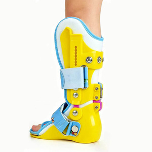 Botas Inmovilizadoras de Tobillo para Niños, Botas de Rehabilitación Médica con Almohadillas de Espuma Viscoelástica, Botas Ajustables para Fijación y Alivio del Dolor - Product Image 2