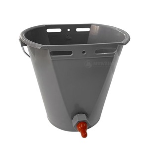 Nuevo Bebedero Automático de Plástico para Ganado Vacuno de la Marca WNR, con Capacidad de 8 Litros, para Alimentación de Leche de Vaca, con Tetina para Ovejas y <span class=keywords><strong>Vacas</strong></span>, 1/3/5/6 Tetinas - Product Image 2