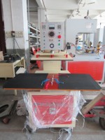 Machine de thermoscellage sous blister en PVC, machine semi-automatique de thermoscellage de paquets sous blister en PVC, machine de thermoscellage