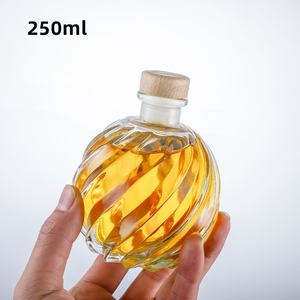 Botellas de Licor de Vidrio Reutilizables Ecológicas de 50 ml, 150 ml, 200 ml, 250 ml para Brandy, Vodka, <span class=keywords><strong>Tequila</strong></span> con Serigrafía y Corcho - Product Image 4