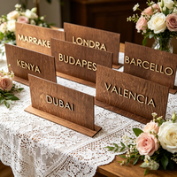 Panneau de table en bois personnalisé découpé au laser avec lettres en relief pour restaurant, mariage, événementiel