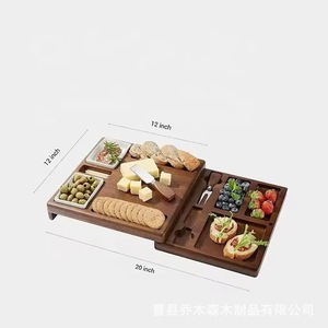 Juego de tabla de quesos de madera de acacia con cuchillo, tenedor y plato para servir frutas y quesos - Product Image 4