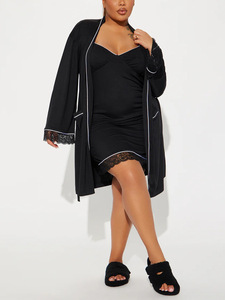 Ensemble de Nuit Grande Taille Flatteur pour Femmes : <span class=keywords><strong>Robe</strong></span> Nuisette Froncée et Peignoir Assorti, Pyjama à Taille Élastique - Product Image 4
