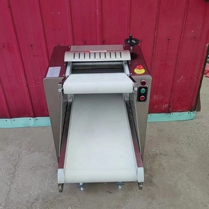 Macchina Automatica <span class=keywords><strong>per</strong></span> Stendere e Laminare la Pasta in Acciaio Inox con <span class=keywords><strong>Motore</strong></span>, Capacità 350kg/h <span class=keywords><strong>per</strong></span> Uso Domestico - Product Image 3