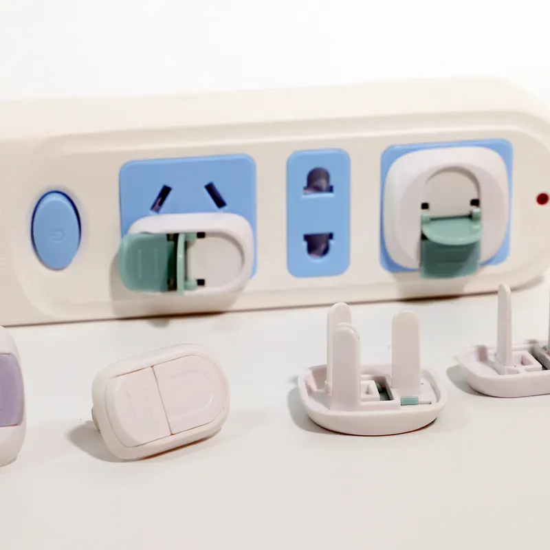 ベビープルーフアウトレットカバー赤ちゃんの安全ソケットカバープロテクターキャップで、子供が感電の危険を防ぐことができます