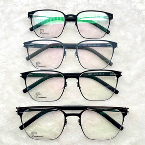 Montatura per Occhiali Sportiva Quadrata Stile IC AR370, Produzione Diretta, Unisex, per Affari e Tempo Libero, Lenti Ottiche - Product Image 1