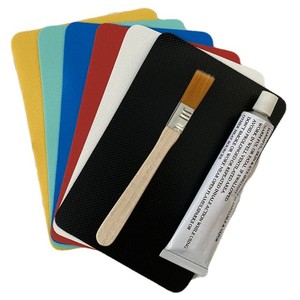 Kit de réparation de bateau en PVC avec brosse et adhésif pour la réparation des bateaux gonflables, des canoës et des kayaks, anti-fuite - Product Image 1