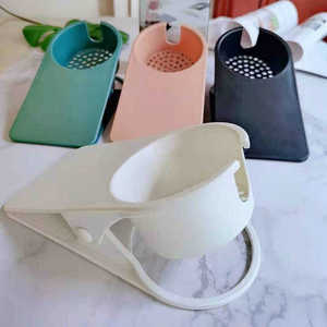 Creative Water Cup Clip portaoggetti <span class=keywords><strong>da</strong></span> <span class=keywords><strong>tavolo</strong></span> portabicchieri Clip <span class=keywords><strong>da</strong></span> ufficio organizzazione <span class=keywords><strong>da</strong></span> scrivania fornisce Clip <span class=keywords><strong>da</strong></span> scrivania in plastica - Product Image 3