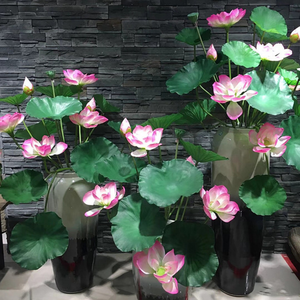 Collection de fleurs de lotus artificielles haut de gamme effet mouillé pour la décoration de bassins de jardin, les éléments aquatiques extérieurs et la décoration intérieure - Product Image 1