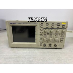Osciloscopio Digital Tektronix TDS 210 de 60MHz, TDS210 Usado - Product Image 2