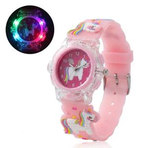 Reloj Luminoso Creativo con Correa de PVC Resistente, Diseño de Unicornio, Ideal para Fiestas, Nuevo - Product Image 3