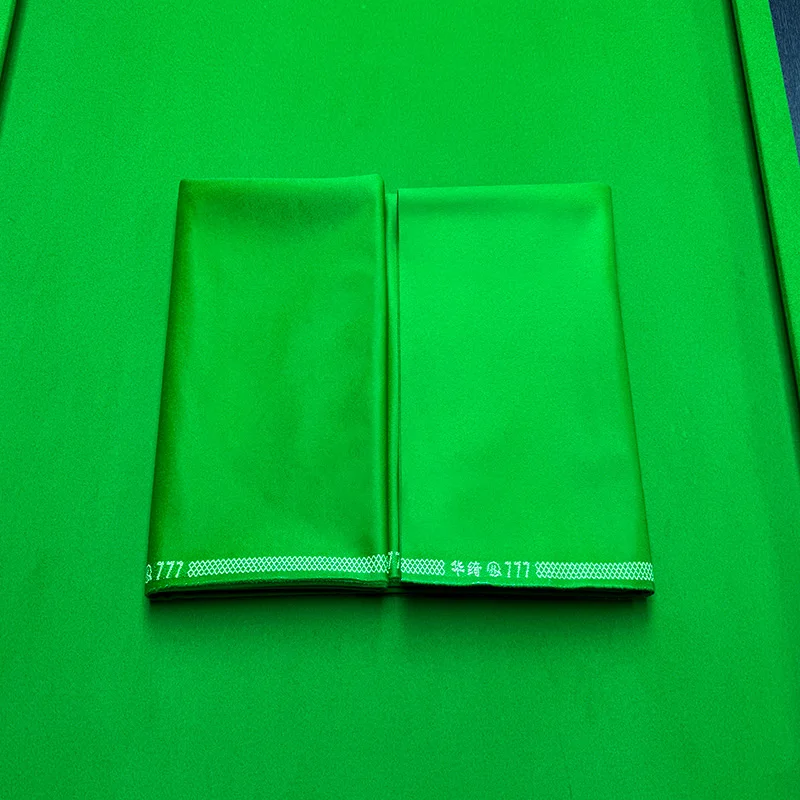 Huaqi Snooker 777/999 Durable Practical Green Wool-Nylon Blend Billiard Cloth 1.95m Width for Home Club and Sports Centers