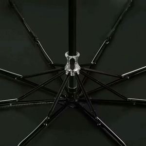 Parapluie pliant automatique personnalisé à trois sections, léger, avec logo - Product Image 2