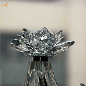 Crystal <strong>Lotus</strong> European Light Luxury <strong>Candle</strong> <strong>Holder</strong> Three Head Wedding <strong>Candle</strong> <strong>Holder</strong> for Home Decoration - Product Image 6