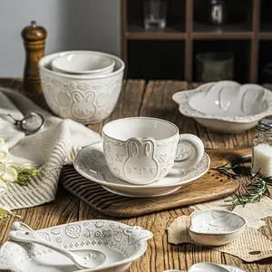 Solhui Ins Novelty White Glazed Cartoon Tableware Ceramic Embossed Dinnerware Mug Coffee Cup Meal Bowls Dishes Set