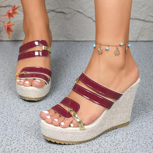 <span class=keywords><strong>Pantoufles</strong></span> à talons en pente d'extérieur 2025 été polyvalent à la mode <span class=keywords><strong>éponge</strong></span> gâteau semelle épaisse <span class=keywords><strong>pantoufles</strong></span> pour femmes <span class=keywords><strong>pantoufles</strong></span> décontractées à bout ouvert - Product Image 3