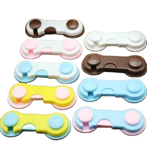 Verrous de sécurité pour portes d'armoires en plastique blanc pour enfants, protection anti-pincement des meubles, matériau PP, installation facile - Product Image 6