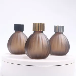 2024新设计定制圆形空琥珀香味玻璃扩散器100毫升香水喷雾玻璃瓶