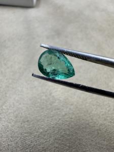 Piedra preciosa Esmeralda natural de Zambia, proveedor al por mayor, corte de pera Esmeralda, fabricante de piedras preciosas sueltas facetadas - Product Image 6