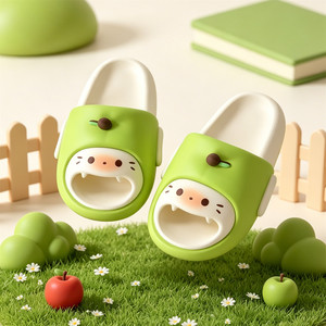 XIXITIAO Mignonnes pantoufles pour filles en forme de pomme, sandales d'été antidérapantes en EVA pour l'extérieur, claquettes amusantes à semelle épaisse de 3,5 cm pour l'intérieur - Product Image 2