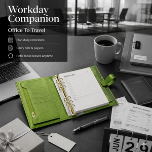 Y&G Nuovo Agenda Planner A6 <span class=keywords><strong>in</strong></span> Pelle Verde Perla con Anelli Dorati da 30mm, Personalizzabile, di Lusso, con Ampia <span class=keywords><strong>Tasca</strong></span> Posteriore - Product Image 5