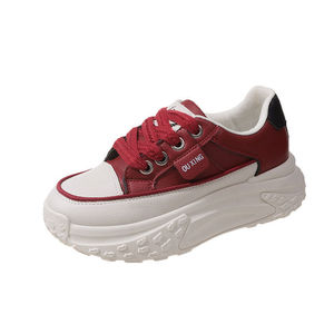 Baskets décontractées QF1 2025 pour femmes, rehaussantes, style célébrité internet populaire, en PU, à lacets, pour la saison automne - Product Image 1