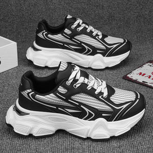 Vente directe usine – Chaussures de tennis pour hommes de haute qualité, tendance, tricotées, à semelle épaisse, respirantes, anti-odeur, rehaussantes - Product Image 5