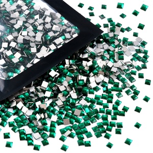 OLeeya - Piedras de Cristal Cuadradas para Decoración de Uñas, 1440 Piezas, Suministros para Arte de Uñas, Decoración Festiva, Piedras de Cristal para Uñas al por Mayor - Product Image 1