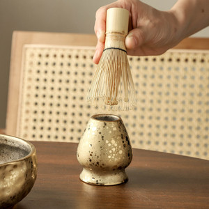 Juego de Matcha Zen Asiático de 4 Piezas al por Mayor: Batidor de Bambú, Cuchara de Té, Tazón de Cerámica con Boquilla y Soporte <span class=keywords><strong>para</strong></span> Chasen <span class=keywords><strong>para</strong></span> Uso en Cocina - Product Image 3