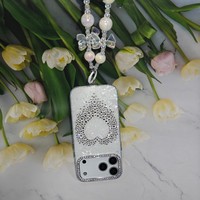 Coque de téléphone style Ins avec cordon pour iPhone 17 Pro Max 16 Plus, étui de luxe orné de diamants et bracelet pour iPhone 13 12 11
