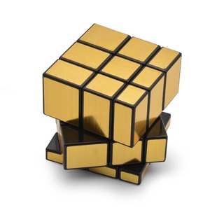 Viral ABS Speed Cube - Silver & Gold <span class=keywords><strong>3x3</strong></span> <span class=keywords><strong>Mirror</strong></span> Magic Cube Puzzle para niños - Product Image 2