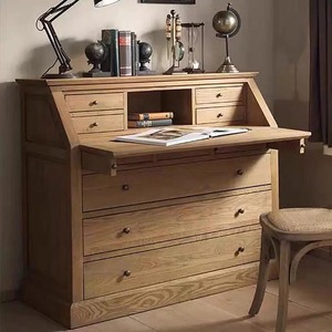 Bureau de secrétaire vintage en chêne massif de style campagne française, avec tiroir d'écriture rabattable et multiples rangements, finition antique vieillie - Product Image 1