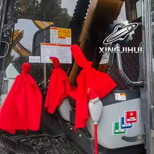 Excavatrice Komatsu 70-8 d'occasion, marque japonaise d'origine, 7 tonnes, petite taille, sur chenilles en caoutchouc. - Product Image 2