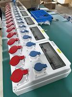Boîte de distribution d'alimentation portable industrielle étanche IP67 16A 32A CEE/IEC pour chantier de construction