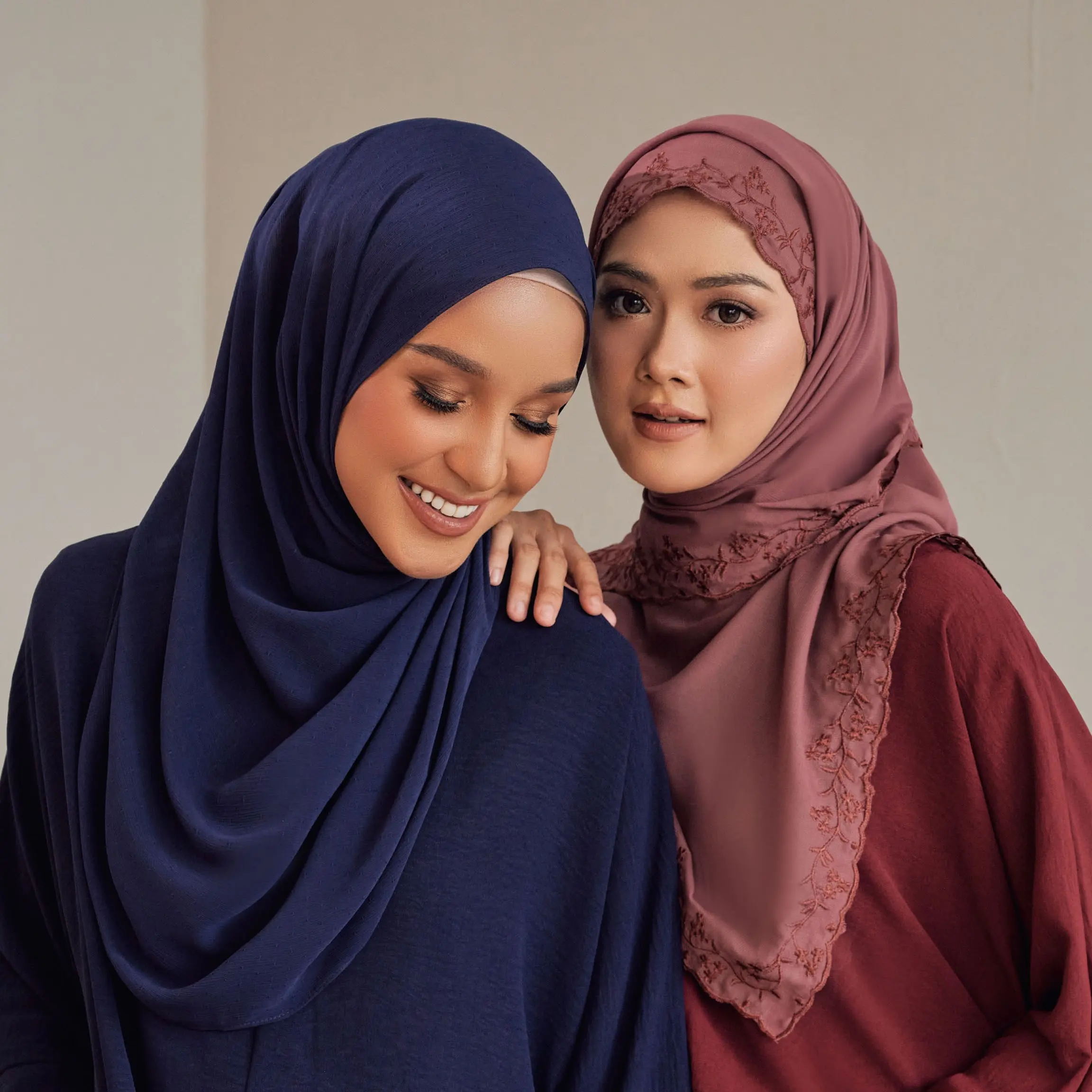 Nhà Cung Cấp Khăn Trùm Đầu Bán Chạy Tudung Bawal Chất Liệu Voan Cao Cấp Tùy Chỉnh Thiết Kế Thêu Mới