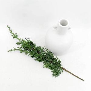 Tallo de <span class=keywords><strong>enebro</strong></span> de fábrica, tallo de <span class=keywords><strong>pino</strong></span> y ciprés, plantas artificiales verdes personalizadas, venta al por mayor - Product Image 5