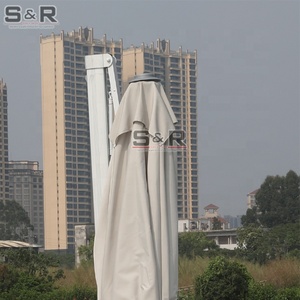 <span class=keywords><strong>Parasol</strong></span> de plage imperméable et <span class=keywords><strong>pliable</strong></span> de mobilier d'extérieur blanc imprimé personnalisé pour la publicité de <span class=keywords><strong>tente</strong></span> de parapluie de jardin - Product Image 6