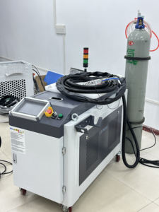 CS <strong>Laser</strong> 1000w 1500w 2000w 3000w 3in1 Handheld <strong>Welding</strong> Cleaning Cutting Metal Stainless Steel Fiber <strong>Laser</strong> <strong>Welding</strong> <strong>Machine</strong> - Product Image 5