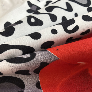 中国工厂供应玫瑰花豹纹超细纤维特大床单套装一次性床上用品现成的船床单 - Product Image 6