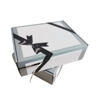 Boîte d'expédition en carton ondulé personnalisée pour vêtements et cadeaux, fabriquée par Mailer Box Factory