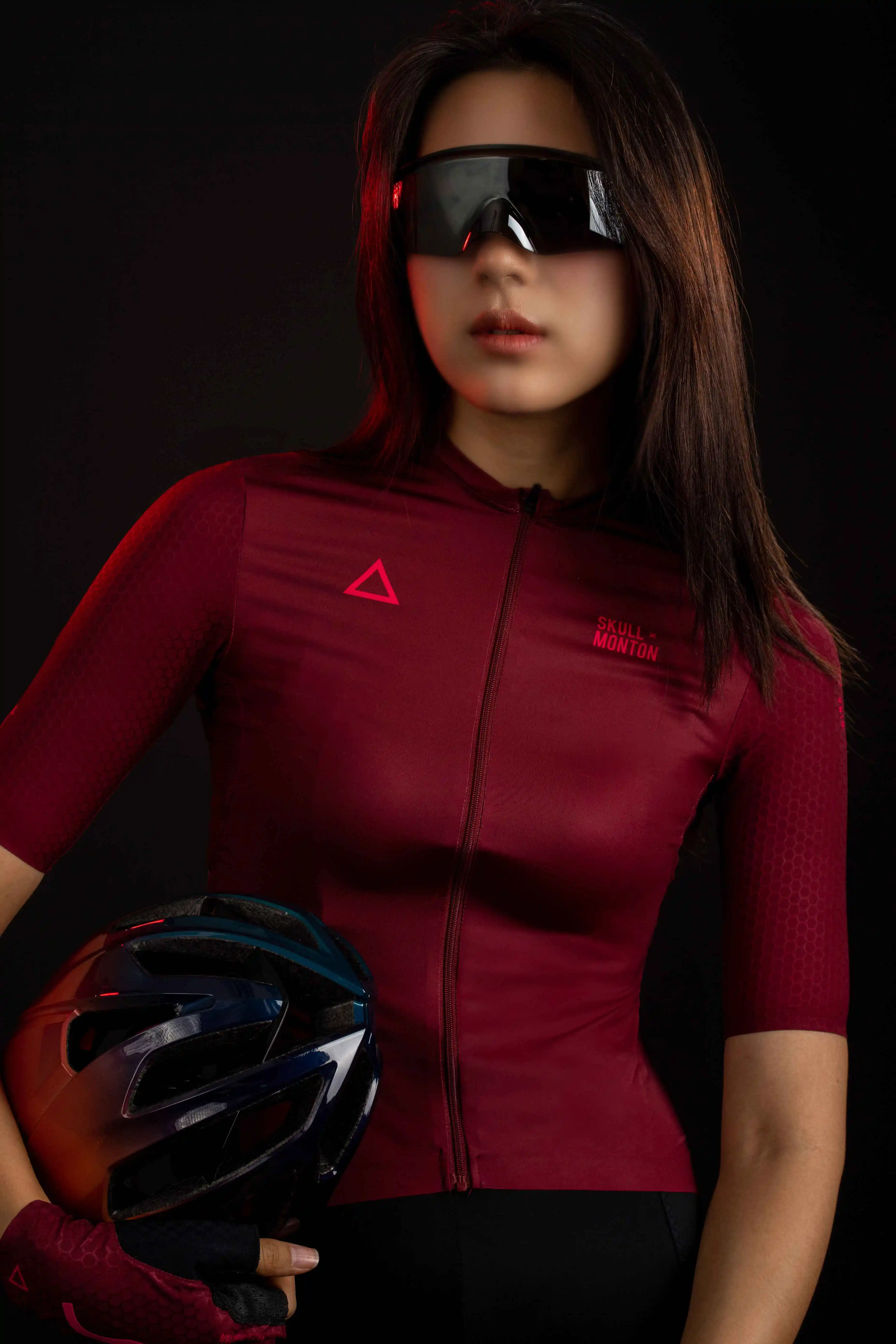 Monton Venta al por mayor Diseño personalizado Ciclismo Jersey Mujeres Manga corta Ropa de bicicleta Señoras Ropa de bicicleta Fabricante Pro Team Anti-UV