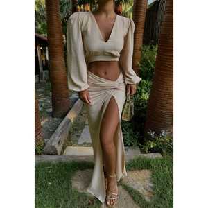 Ensemble short 2 pièces en lin beige pour femme, taille XS, avec fente, haut et short au-dessus du genou - Product Image 5